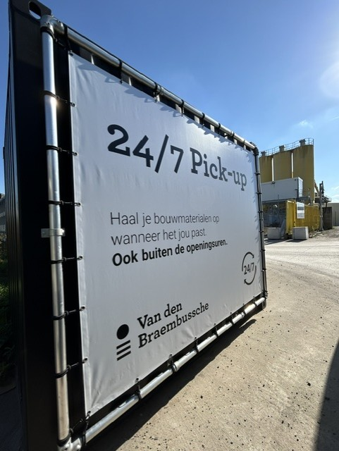 24/7 pick-up